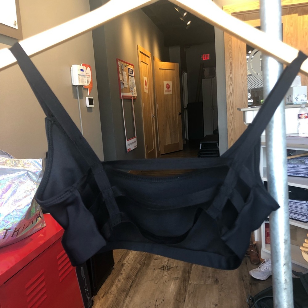 Onzie Flow Sports Bra - Picture 2 of 2